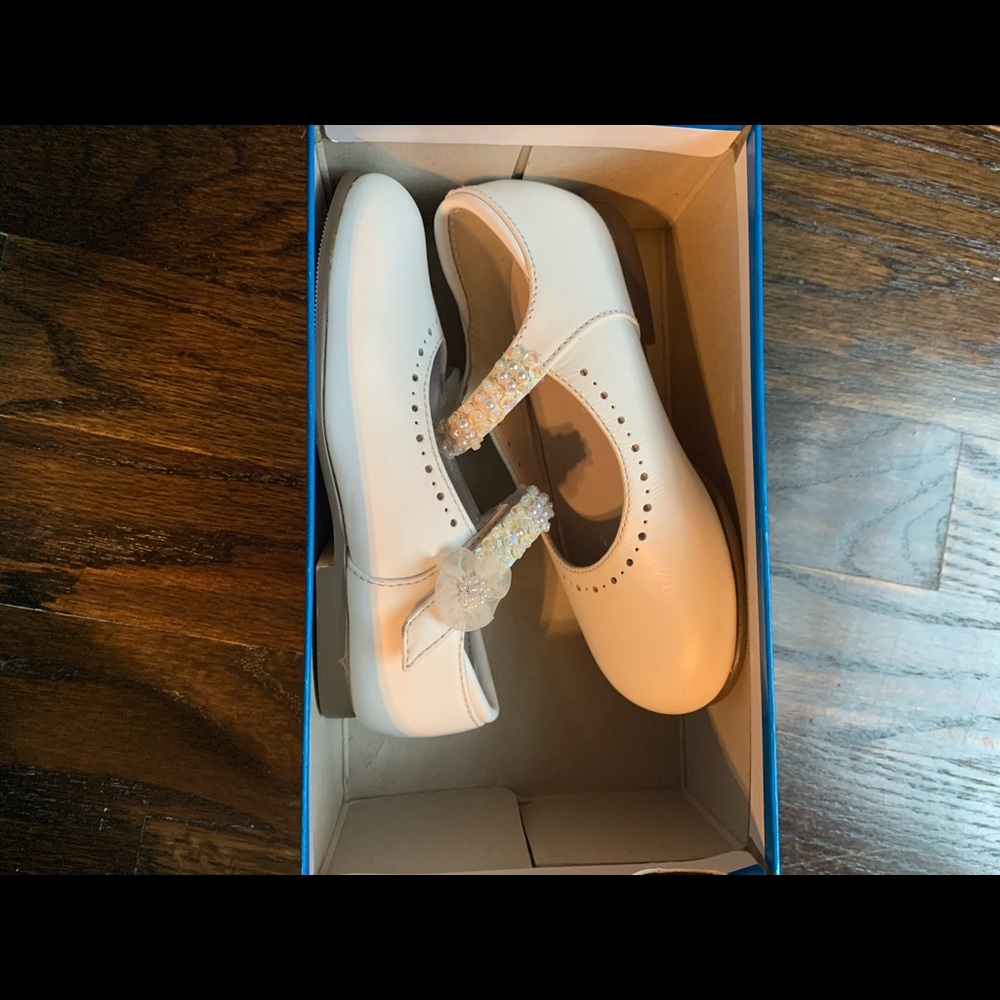 Girls shoes size 6.5